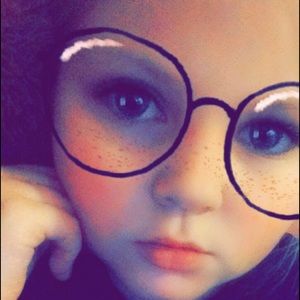 Meet your Posher, Faith